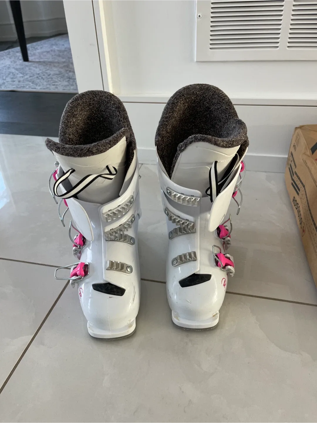 Rossignol Fun Girl 4 Ski Boots - Size 22.5 image indicator(2)