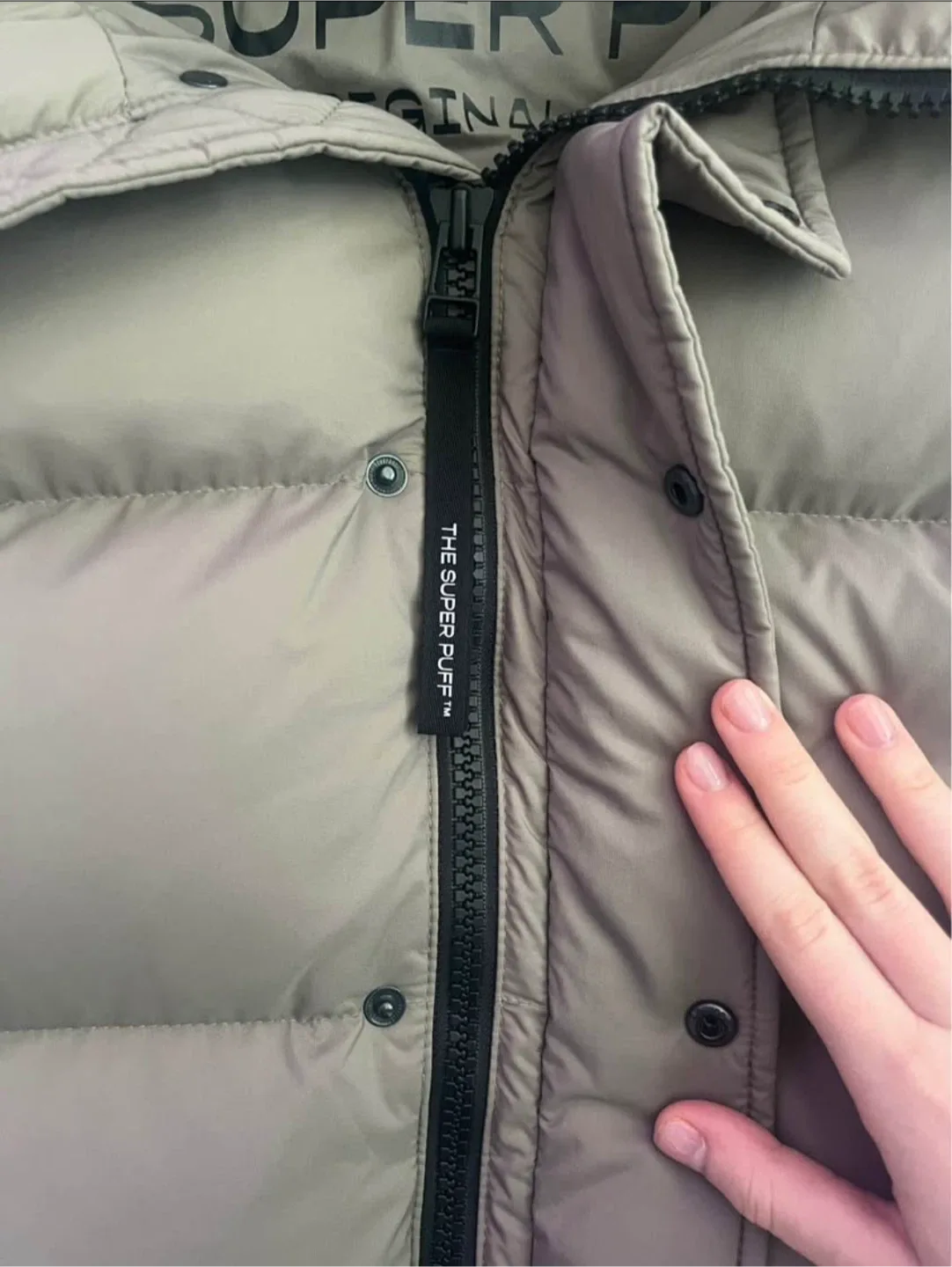 Aritzia The Super Puff™ Vest - Size S image indicator(4)