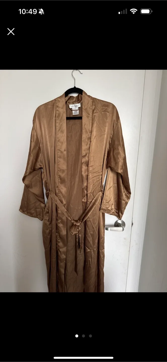 Vanity Fair Robe - Size S/P - Bronze image indicator(3)