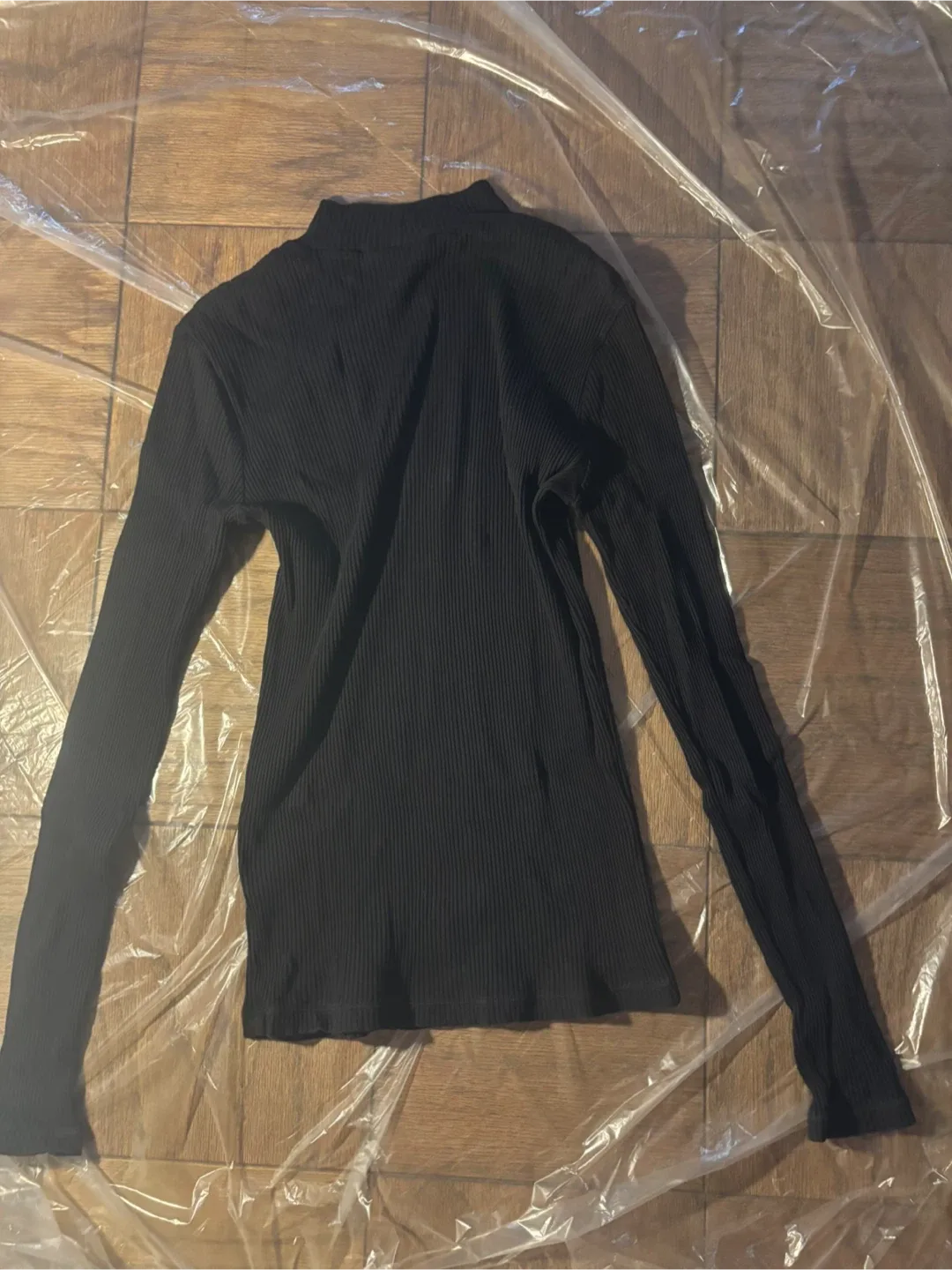 Uniqlo Black Ribbed Long Sleeve - Size S image indicator(3)