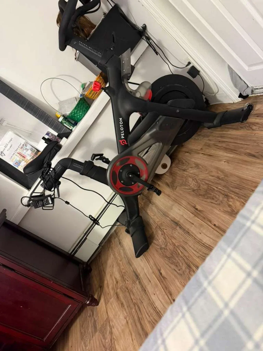 Peloton Exercise Bike image indicator(2)