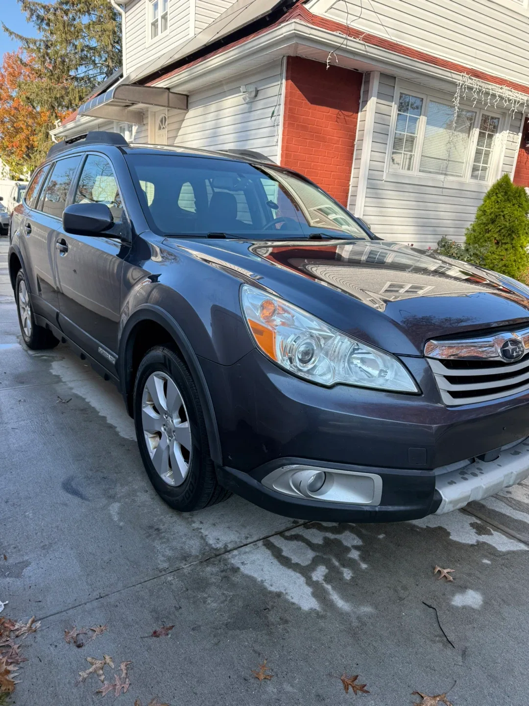 2010 Subaru Outback LTD AWD 3.6L image indicator(3)