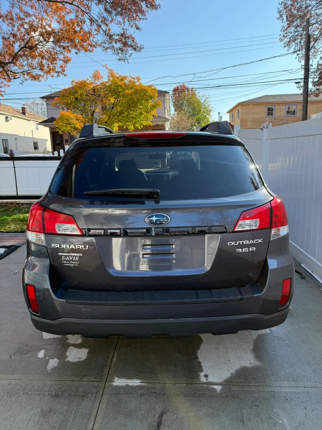 2010 Subaru Outback LTD AWD 3.6L image indicator(7)