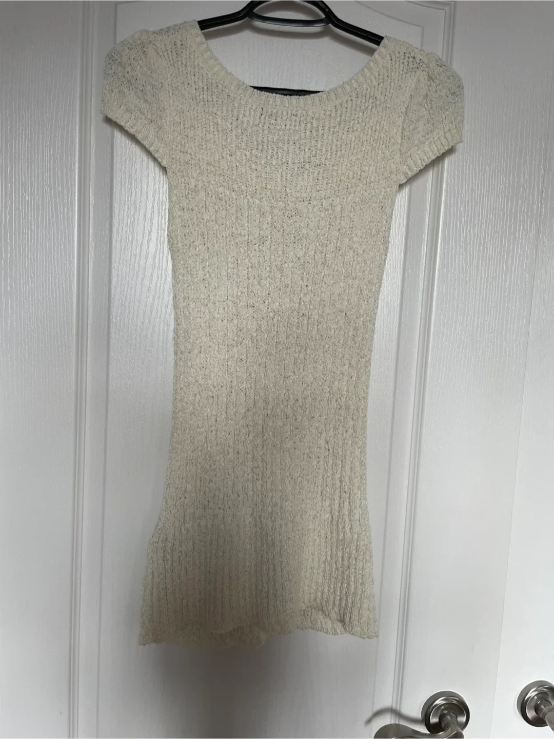 Le Chateau XS/TP Cream Knit Button Dress image indicator(2)