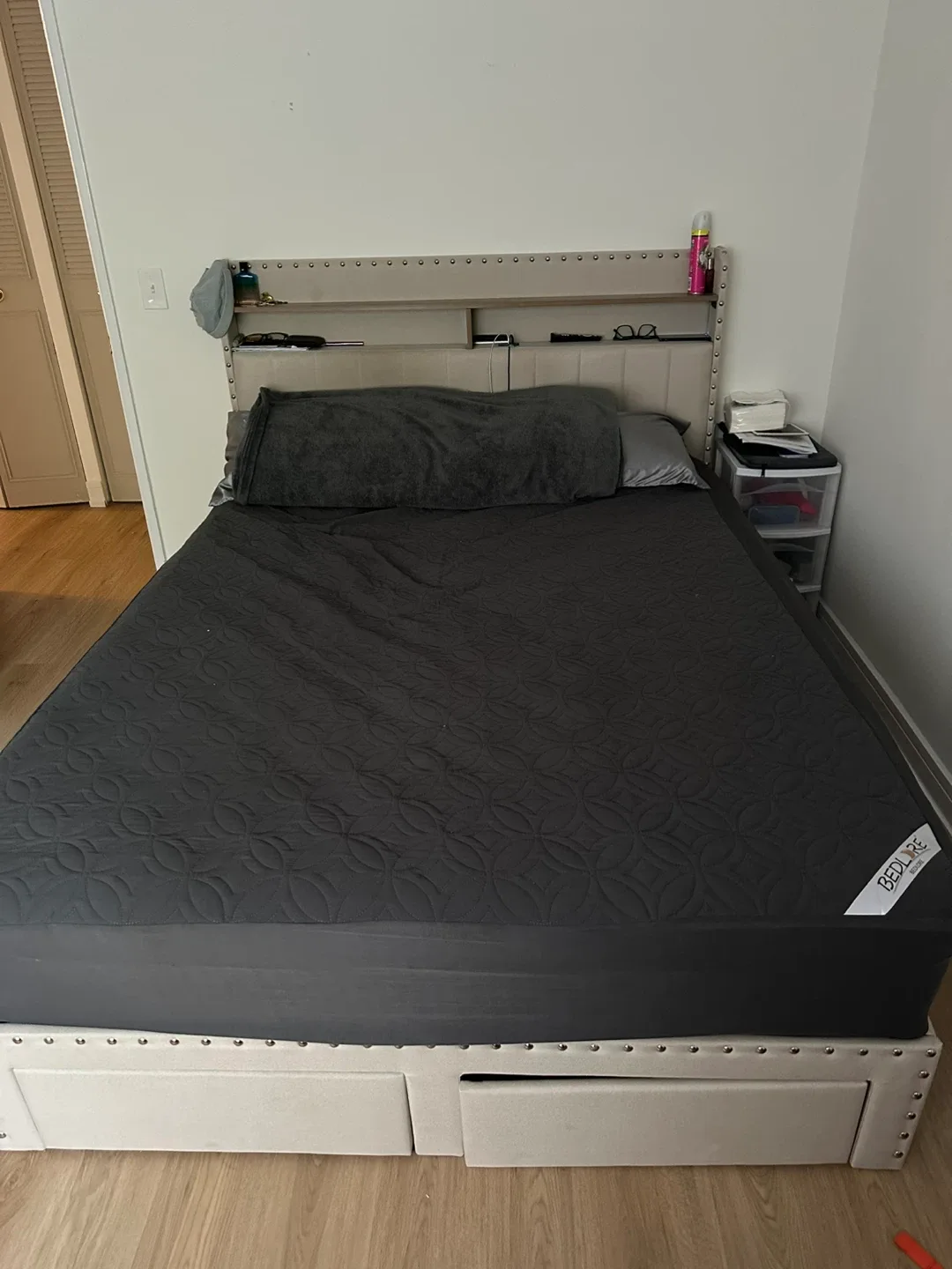 BedLine Bed Frame with Mattress image indicator(3)