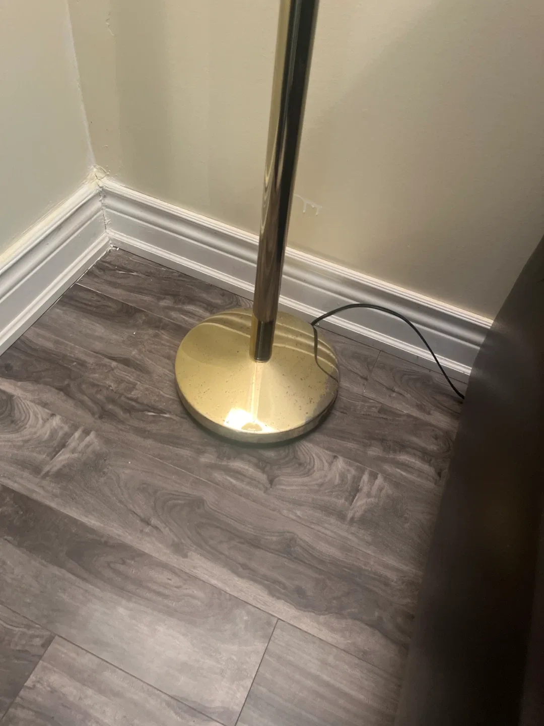 Gold Torchiere Floor Lamp image indicator(4)