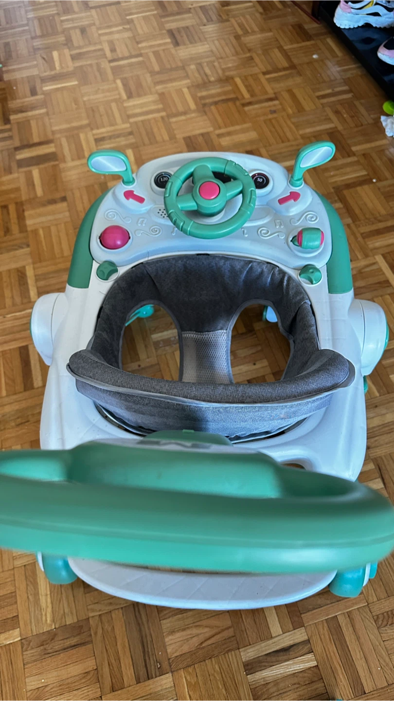 Happy Baby Walker - Great Condition! - photo 3