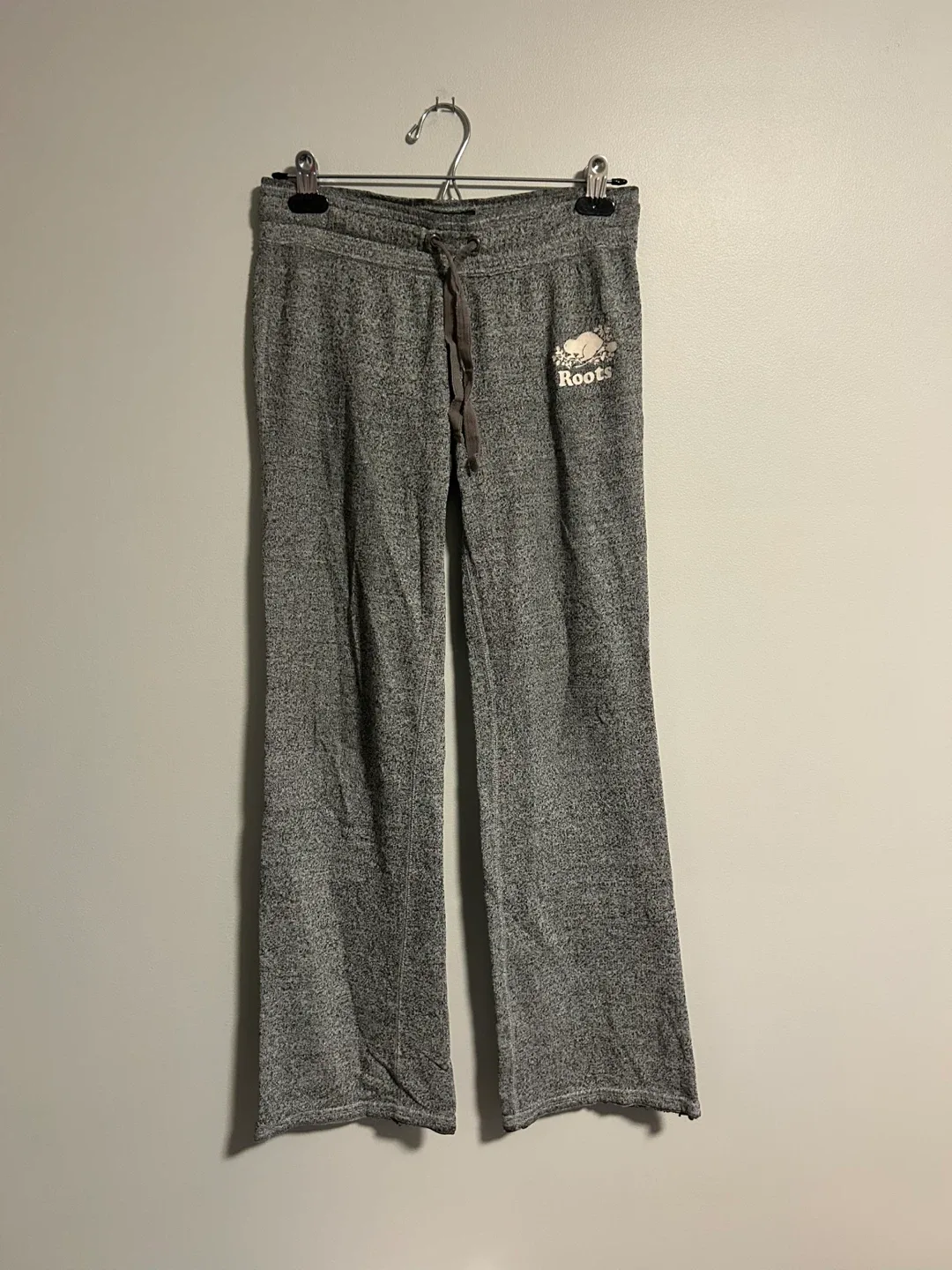 Roots Grey Sweatpants - Size S thumbnail