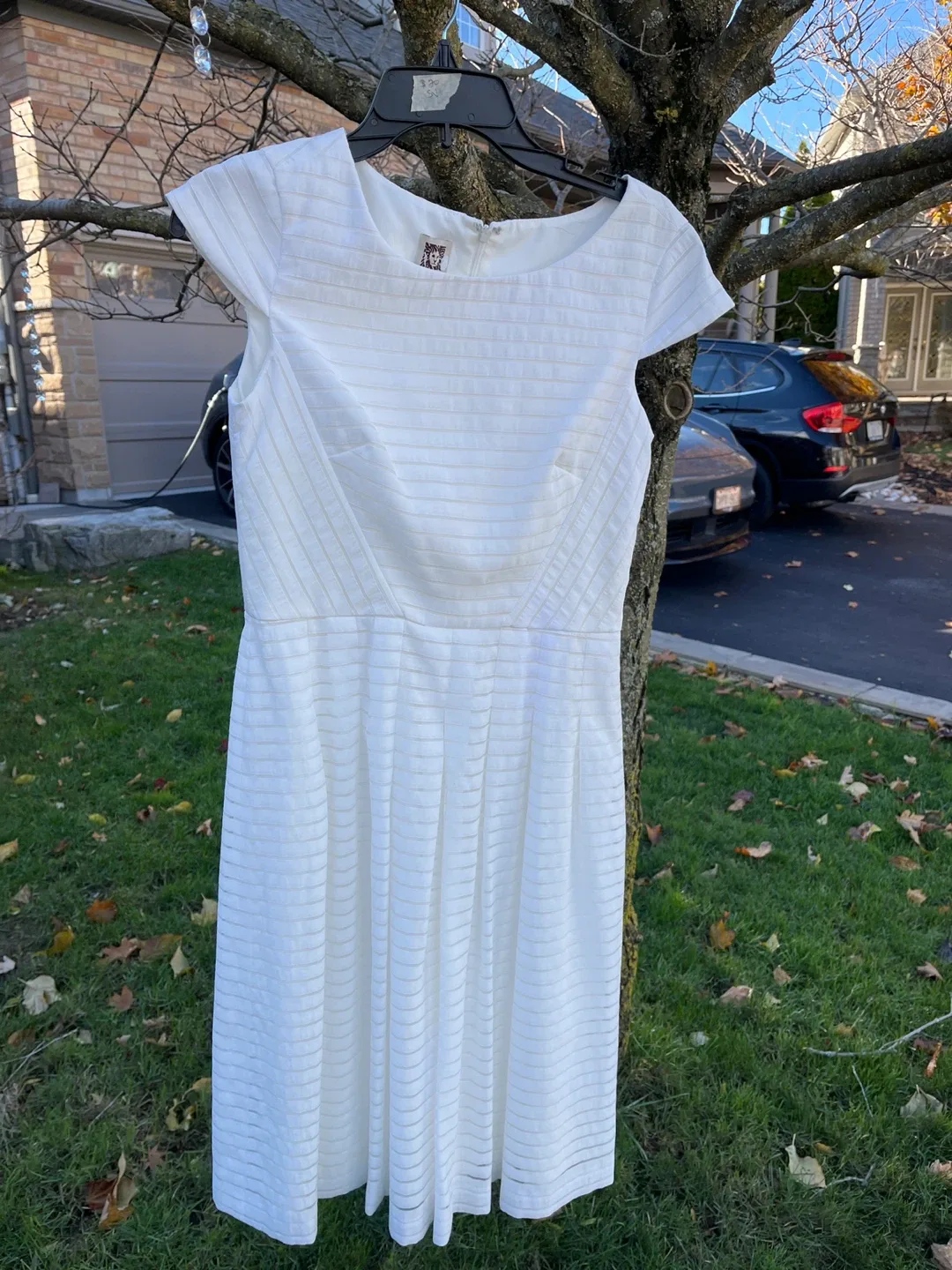 Anne Klein White Dress - Size 2 thumbnail