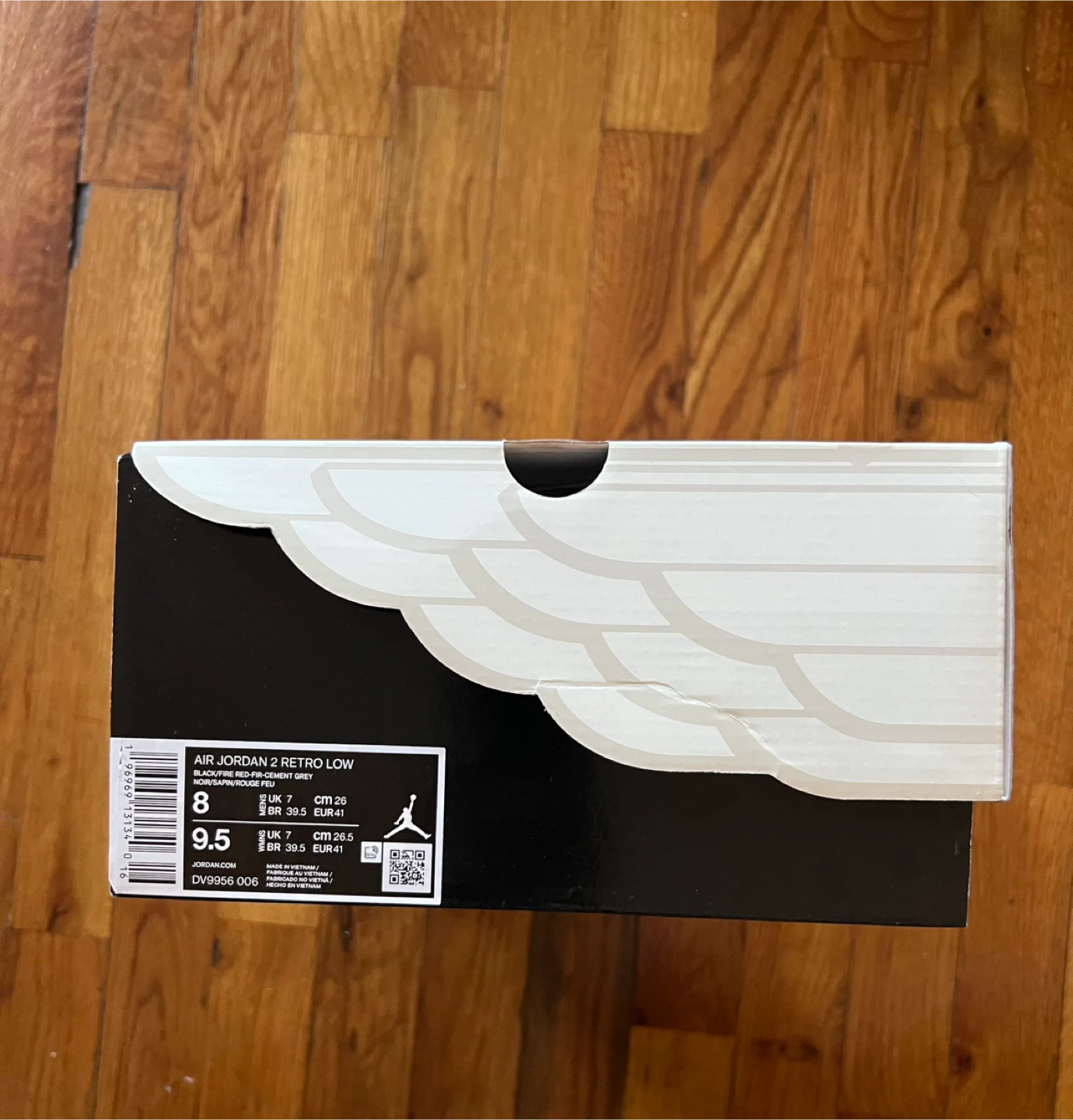 Air Jordan 2 Retro Low Black/Fire Red Size 8