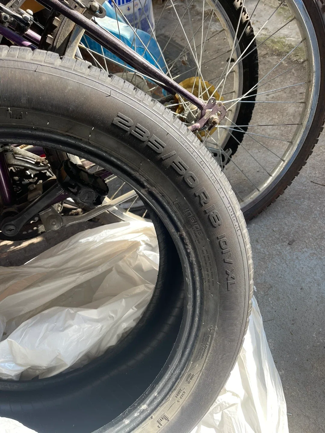 Nokian eNTYRE 2.0 All Season Tire 235/50R18 image indicator(7)