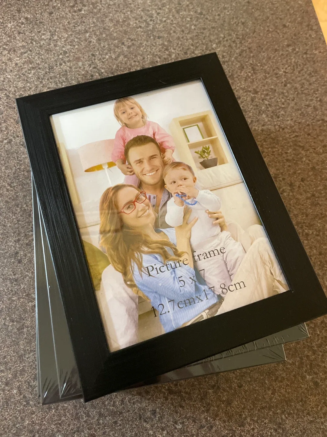 8 Picture Frame 5x7 (12.7cm x 17.8cm) - New