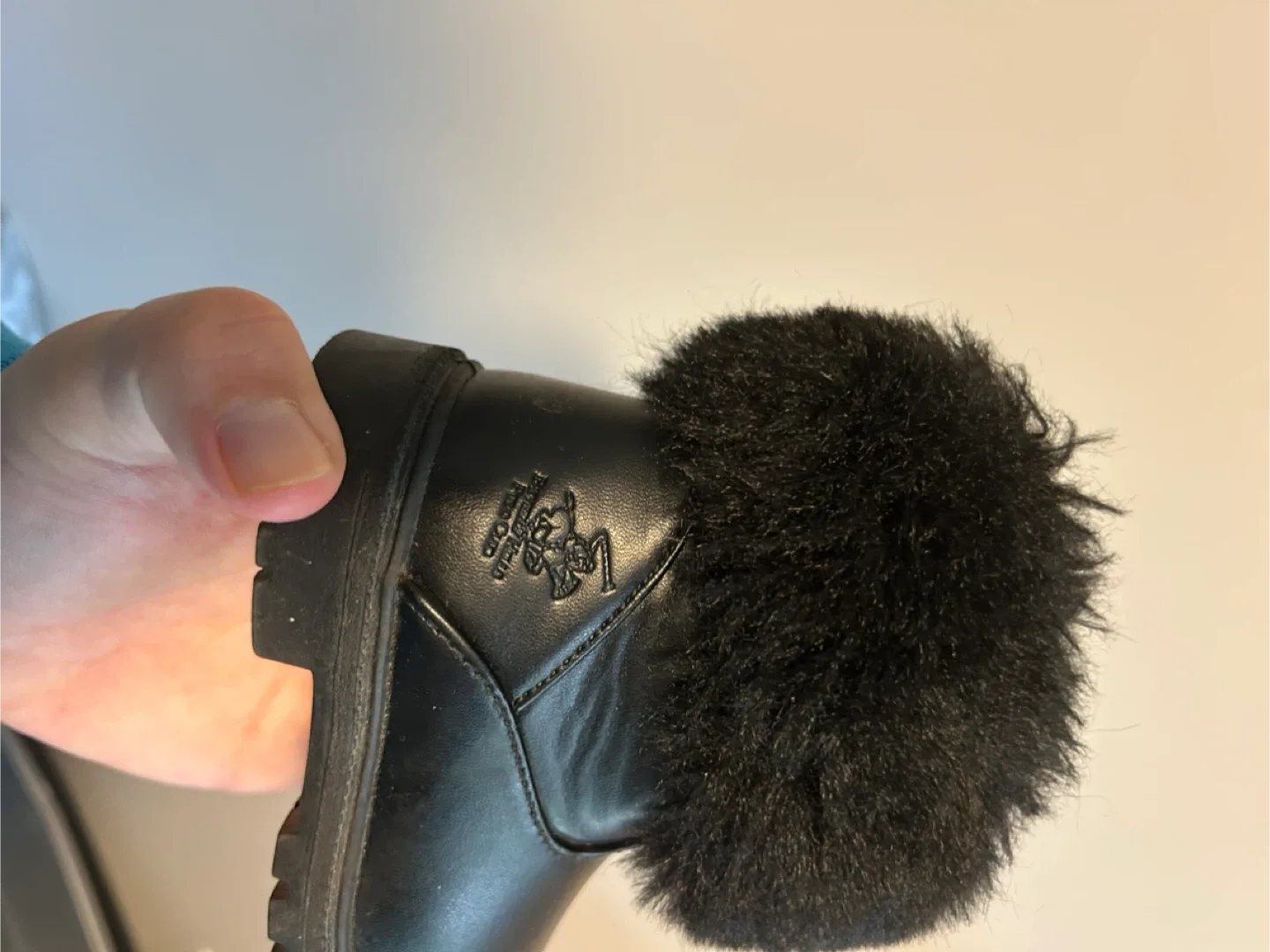 Toddler Black Boots Size 6 image indicator(7)