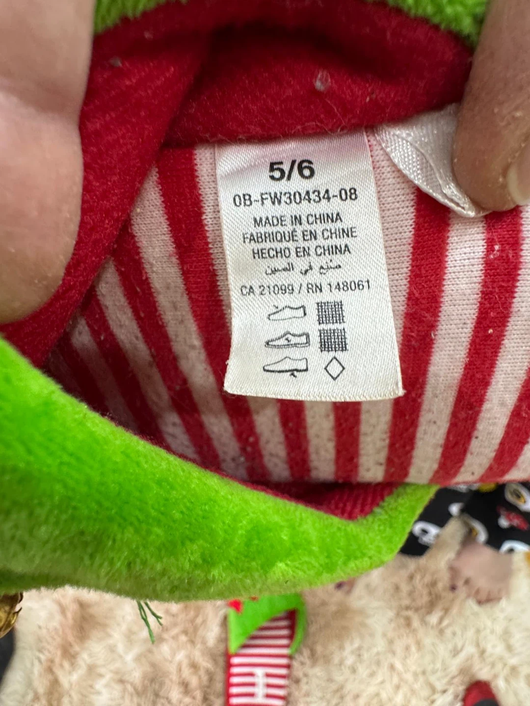 Ardene Elf Slippers - Size 5/6🥕 - photo 4