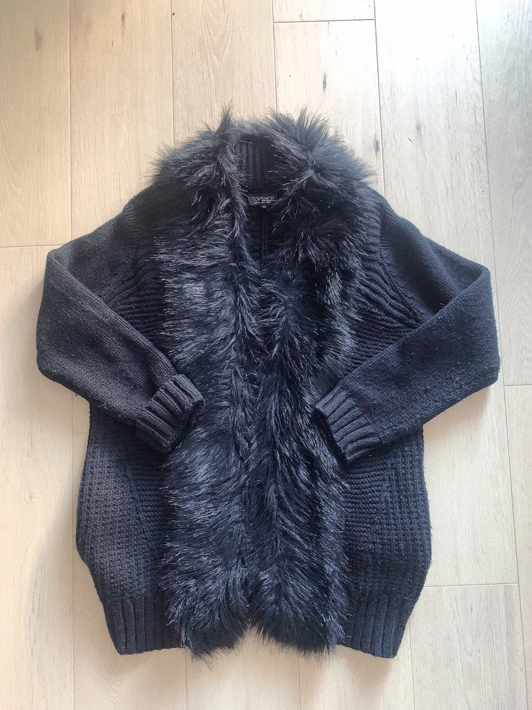 Topshop Black Faux Fur Cardigan - Size US 2 image indicator(4)