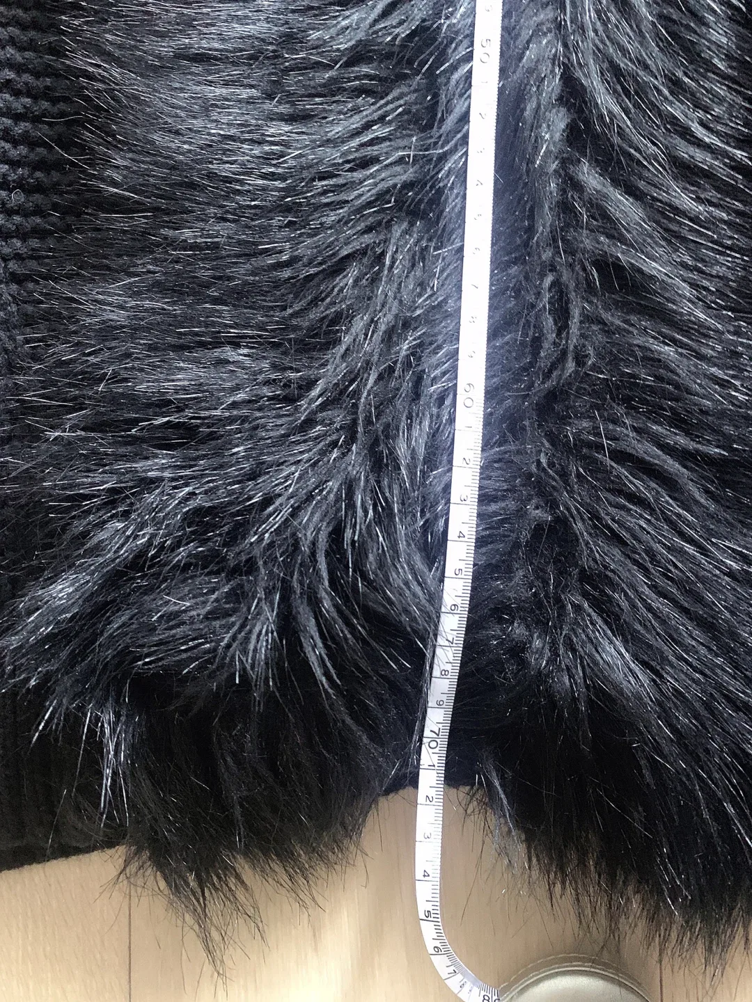 Topshop Black Faux Fur Cardigan - Size US 2 image indicator(5)