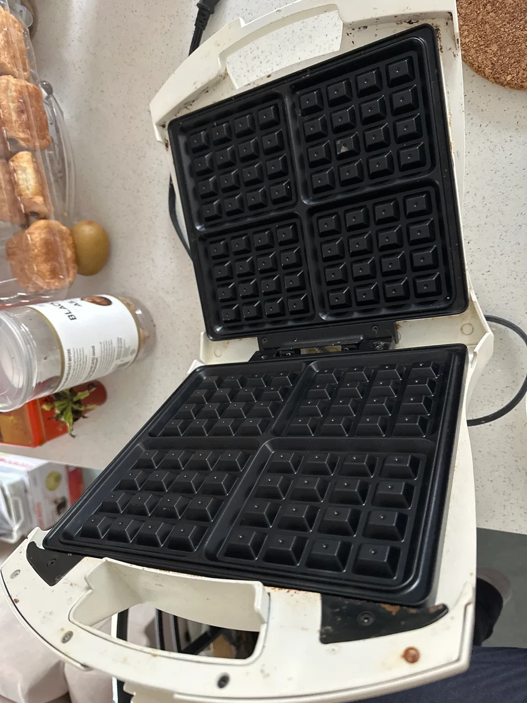 Proctor Silex Waffle Maker image indicator(2)