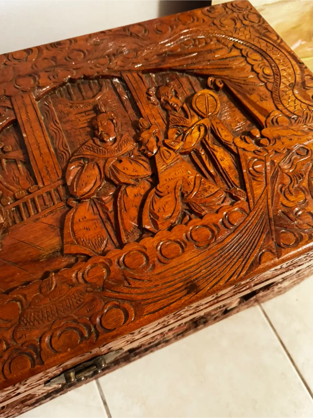 Vintage Carved Wooden Box image indicator(3)