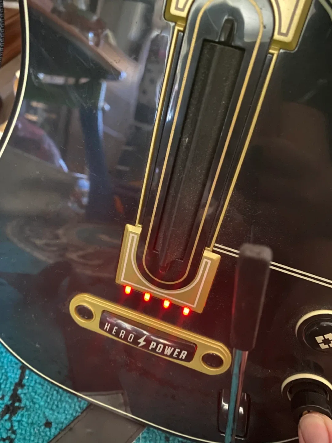 Guitar Hero Wireless Guitar Controller image indicator(2)