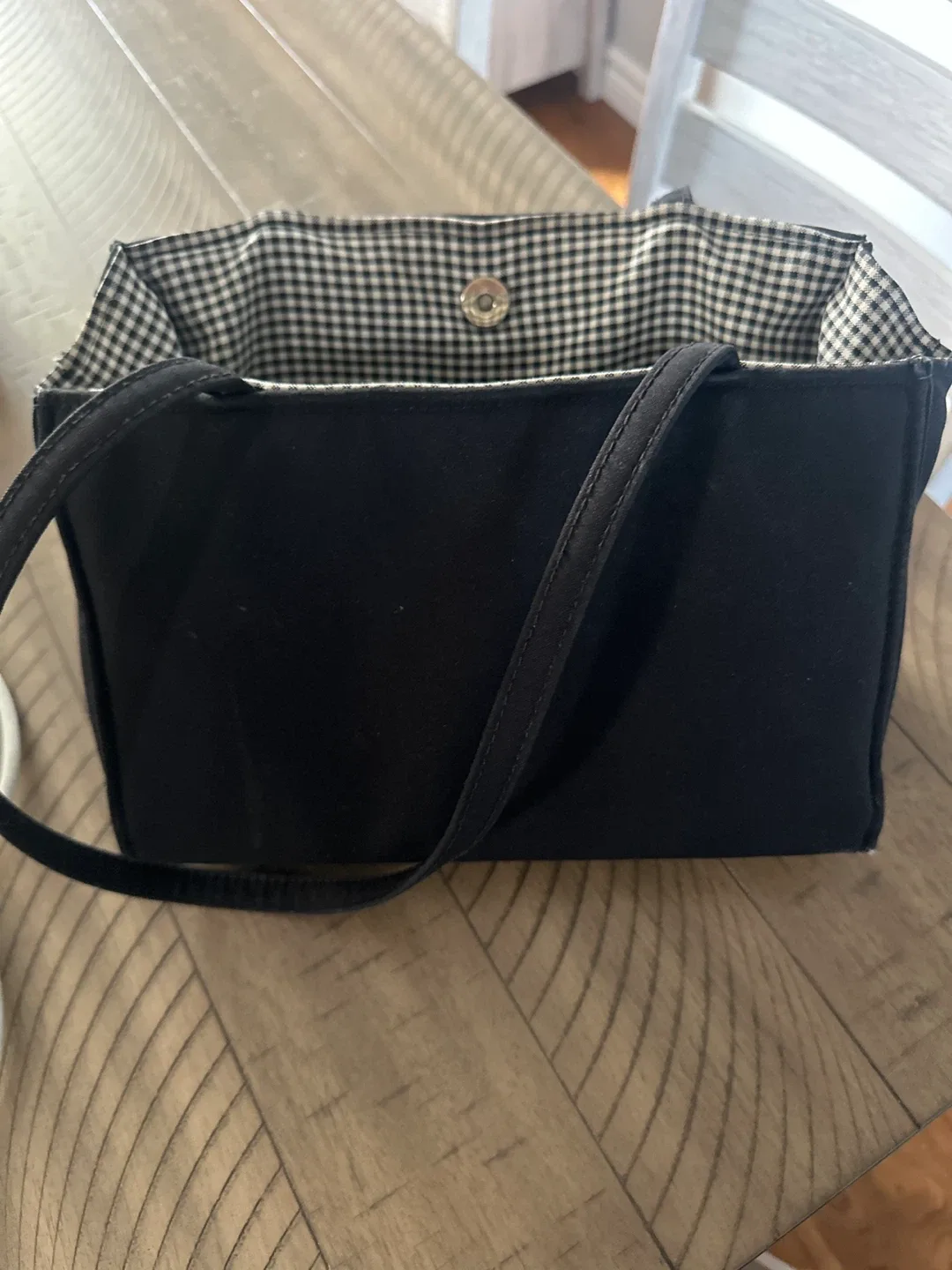 Kate Spade Black lunch Bag image indicator(3)