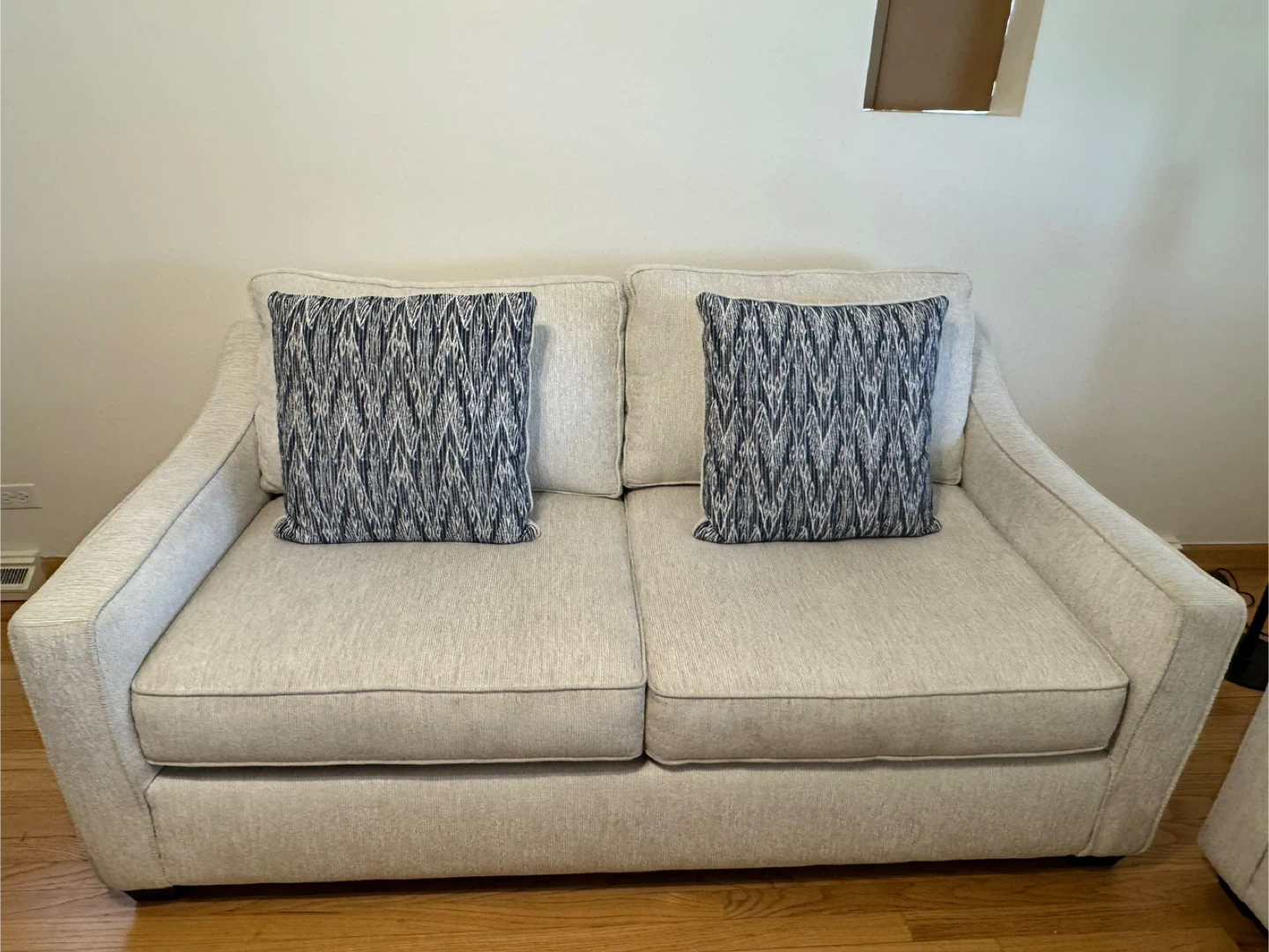 Comfortable Loveseat Sofa - Great Condition!