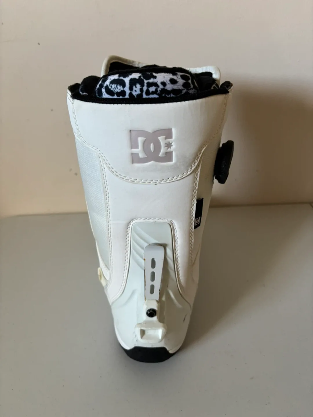 DC BOA Woman StepOn Snowboard Boots - White 7.5US Woman image indicator(7)