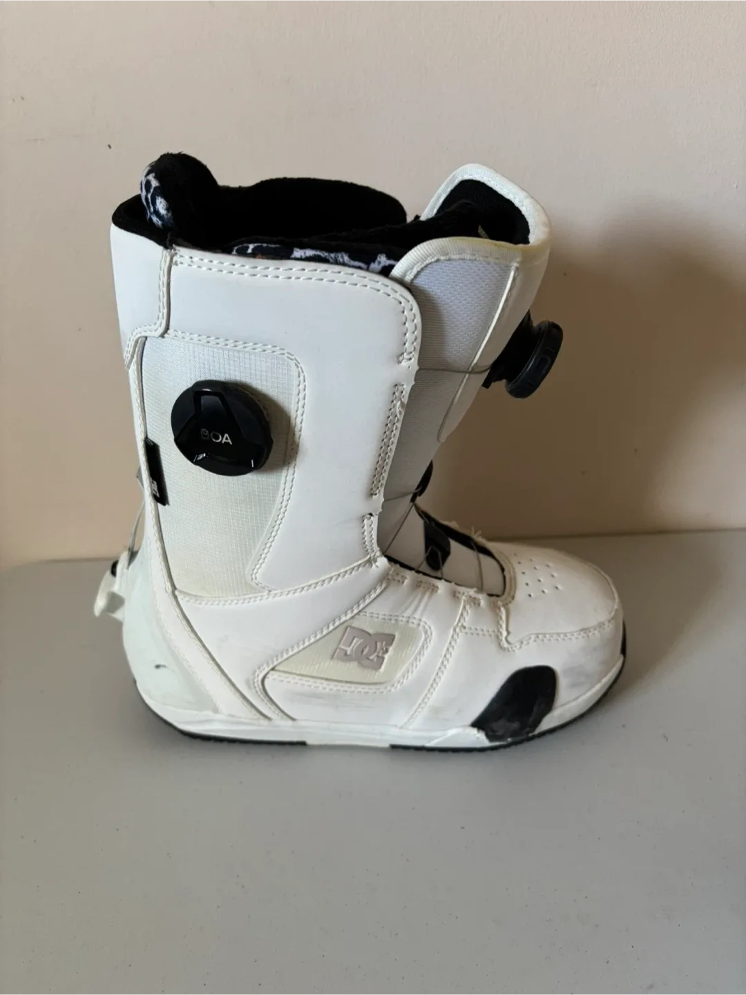 DC BOA Woman StepOn Snowboard Boots - White 7.5US Woman image indicator(6)