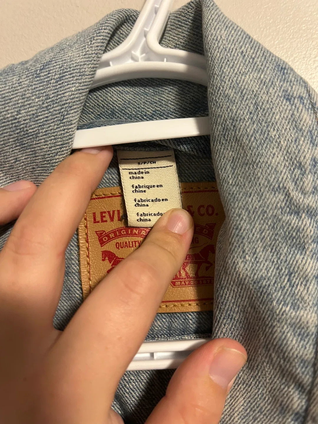 Levi's Denim Jacket - Size S image indicator(4)