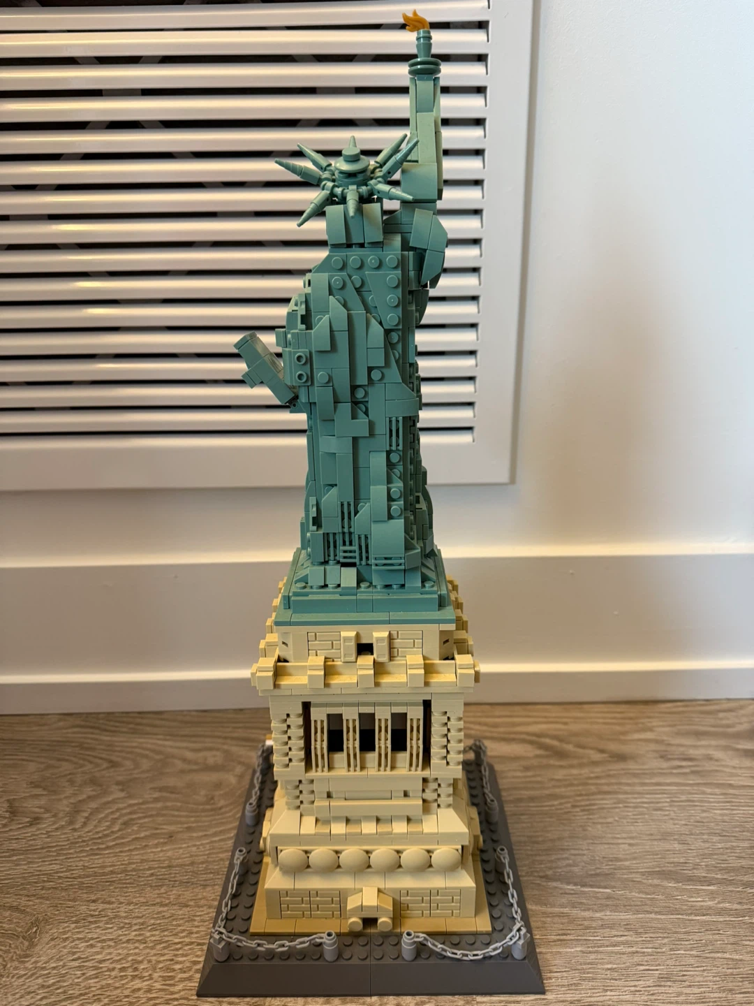 Dragon Blok The Statue of Liberty - photo 2