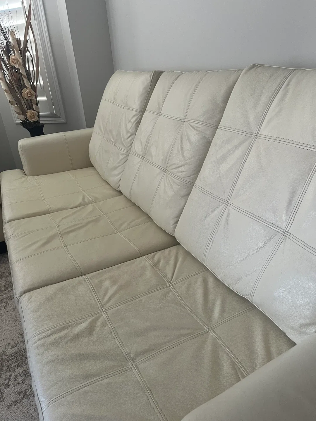 Cream Leather Sofa Set image indicator(7)