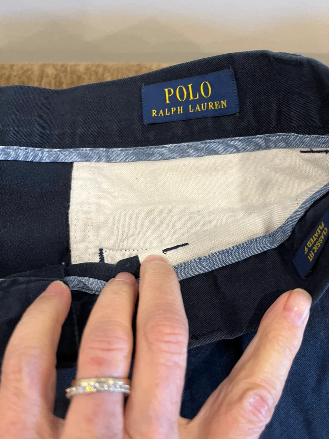 Polo Ralph Lauren Men’s Classic Fit Pleated 9" Shorts image indicator(2)