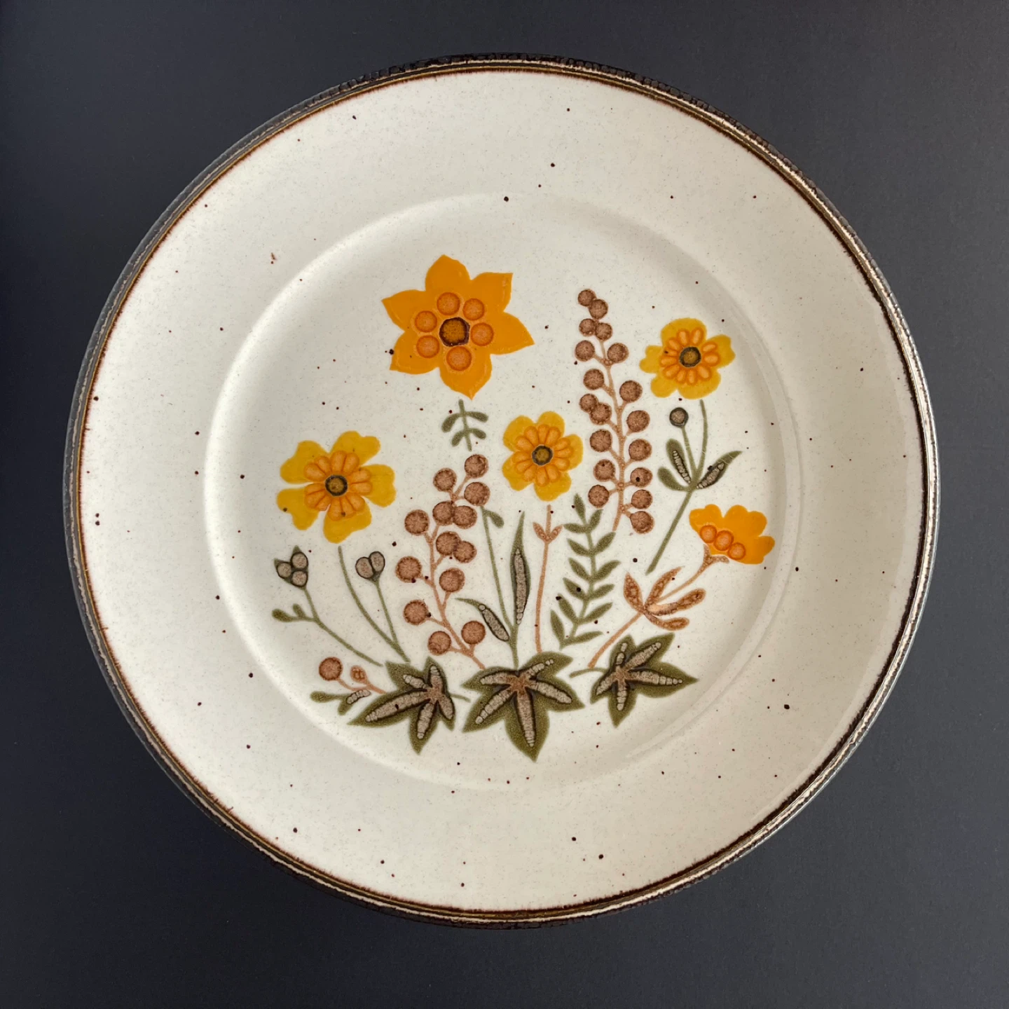 (7) Very unique , made in the UK,  dinner plates