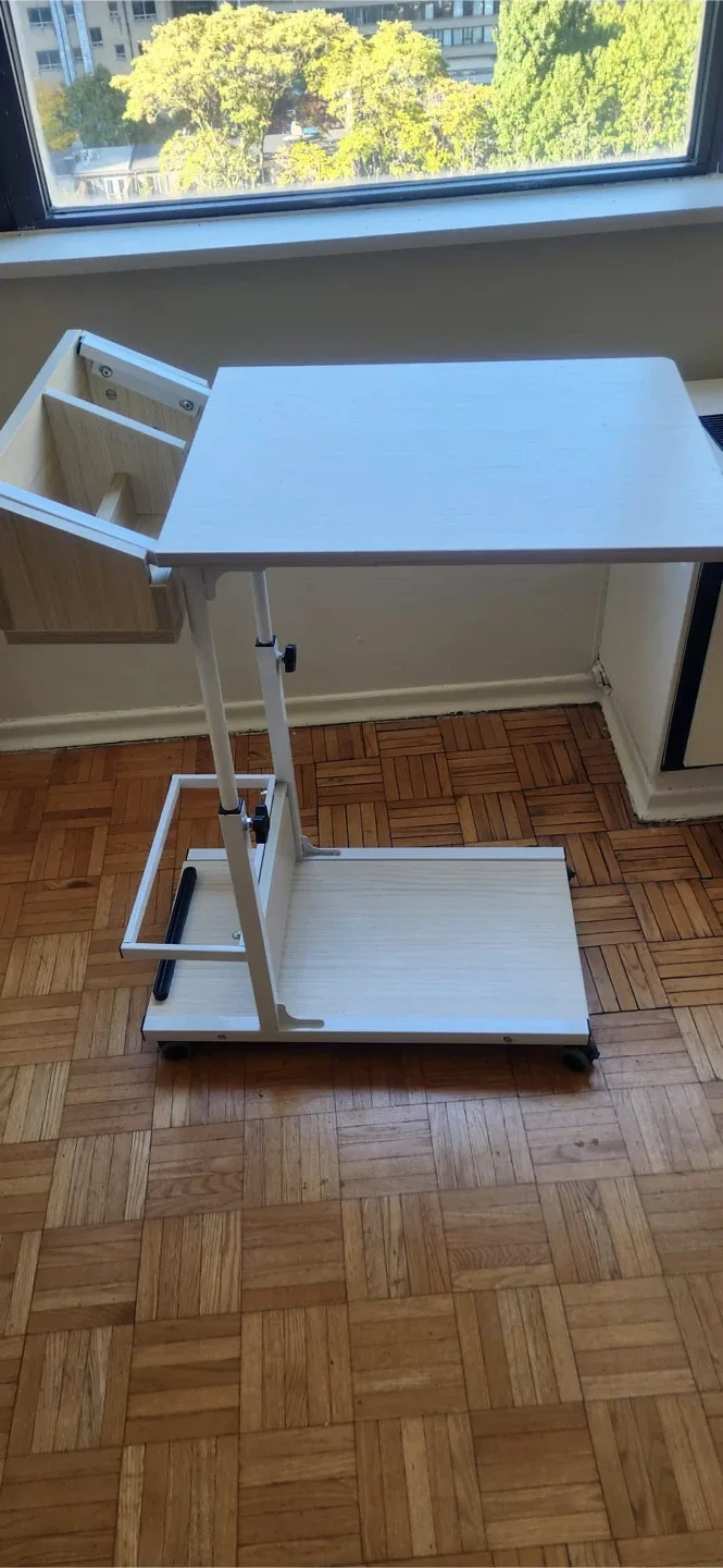 Adjustable Rolling Laptop Desk image indicator(6)