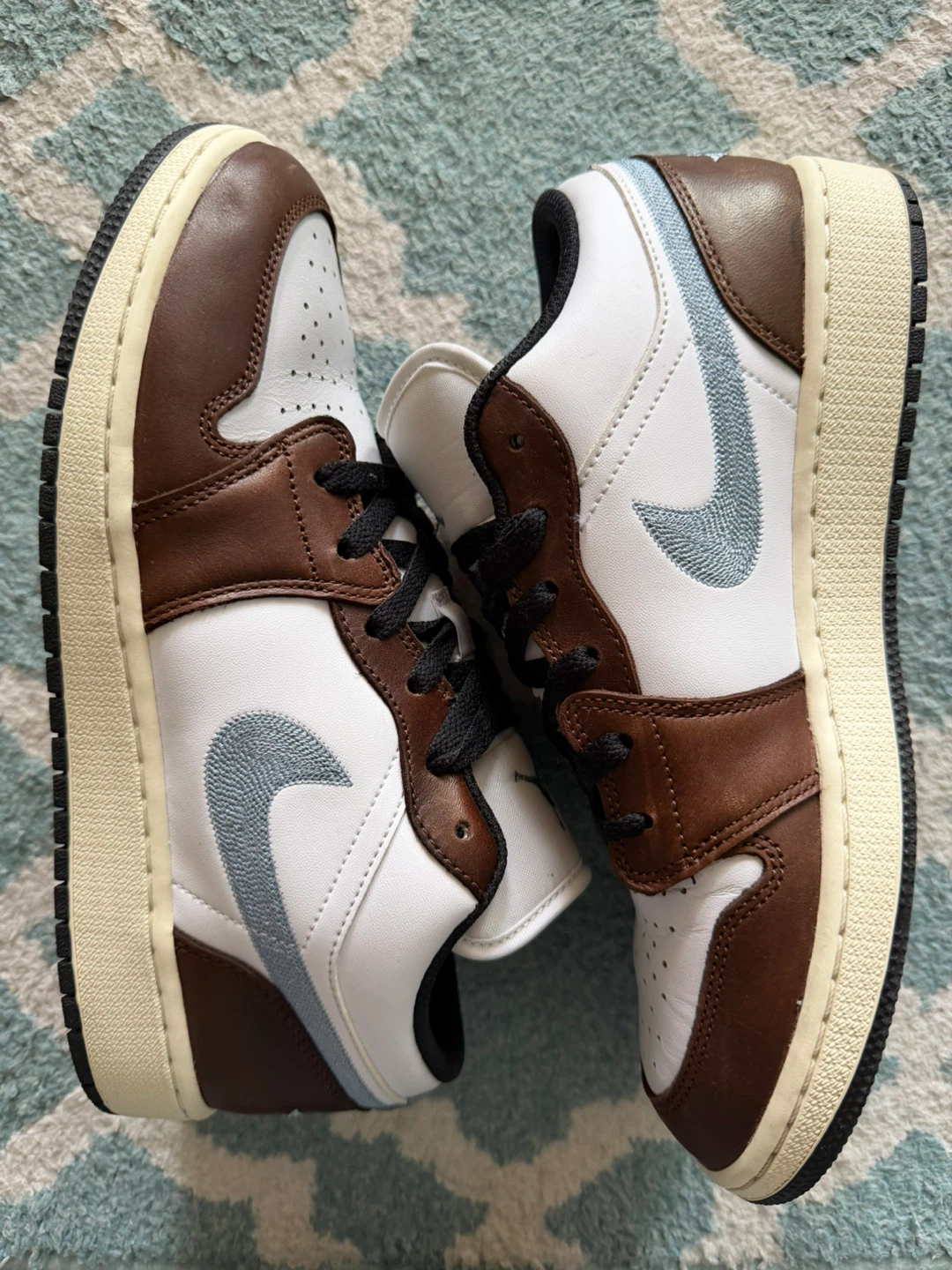 Jordan 1 Low SE True Blue Brown White Size 7Y