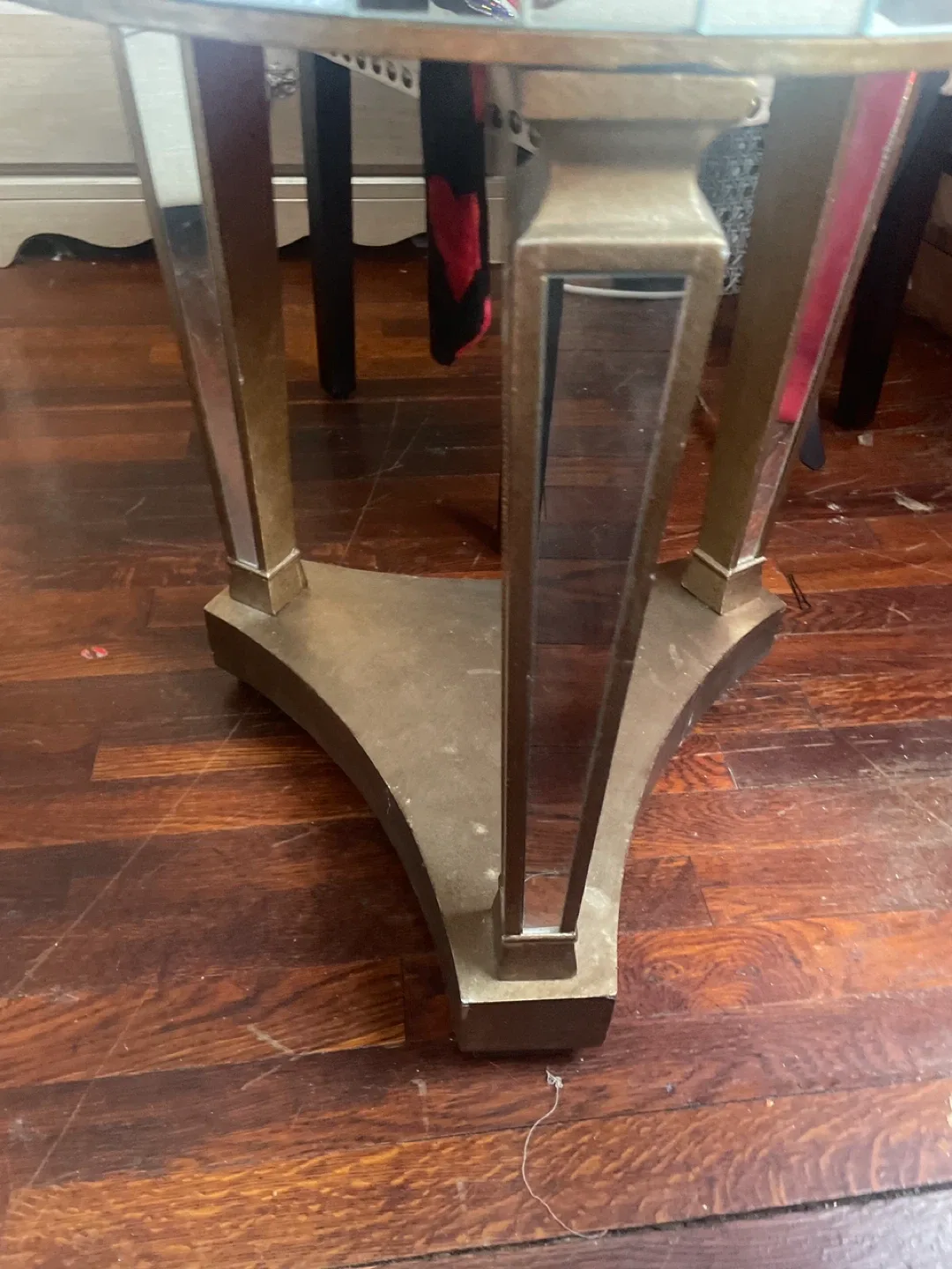 Mirrored Accent Table image indicator(4)