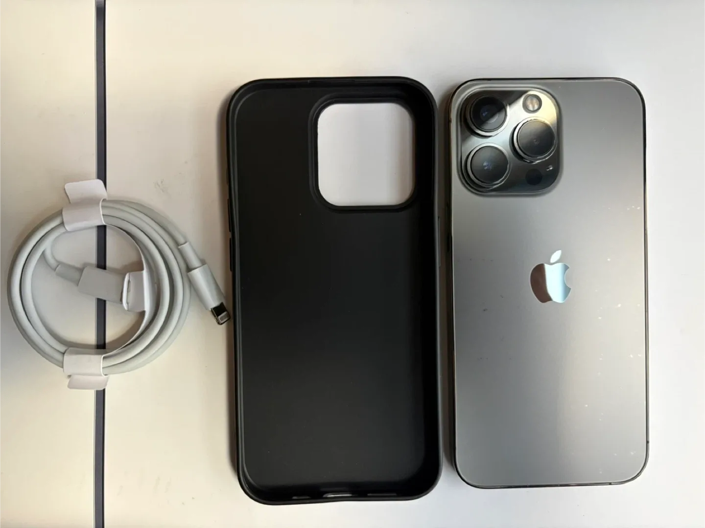 iPhone 13 Pro 128GB - Excellent Condition!