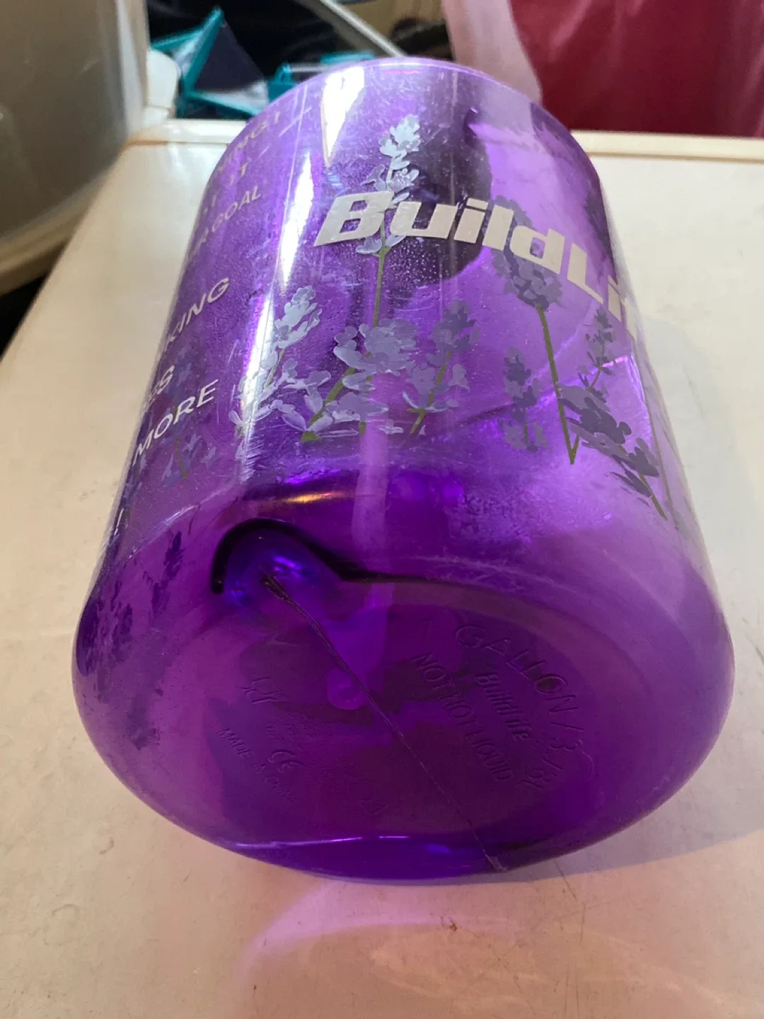 QuiFit Gallon Purple Water Bottle image indicator(4)