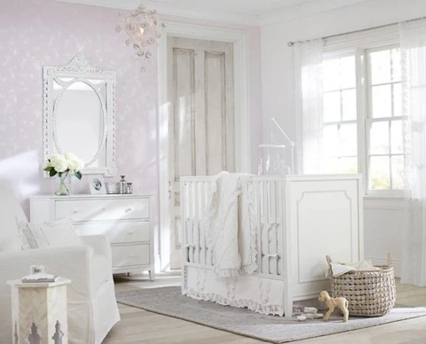 White Baby Crib image indicator(2)