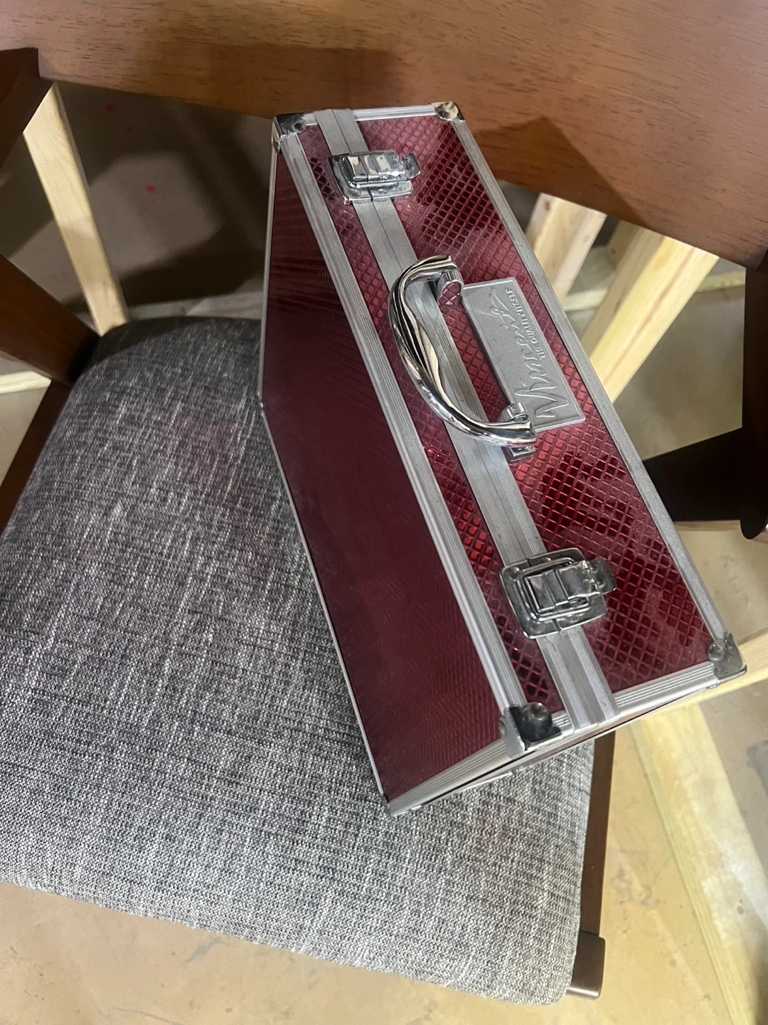 Red Makeup/Cosmetic Organizer Case - photo 2