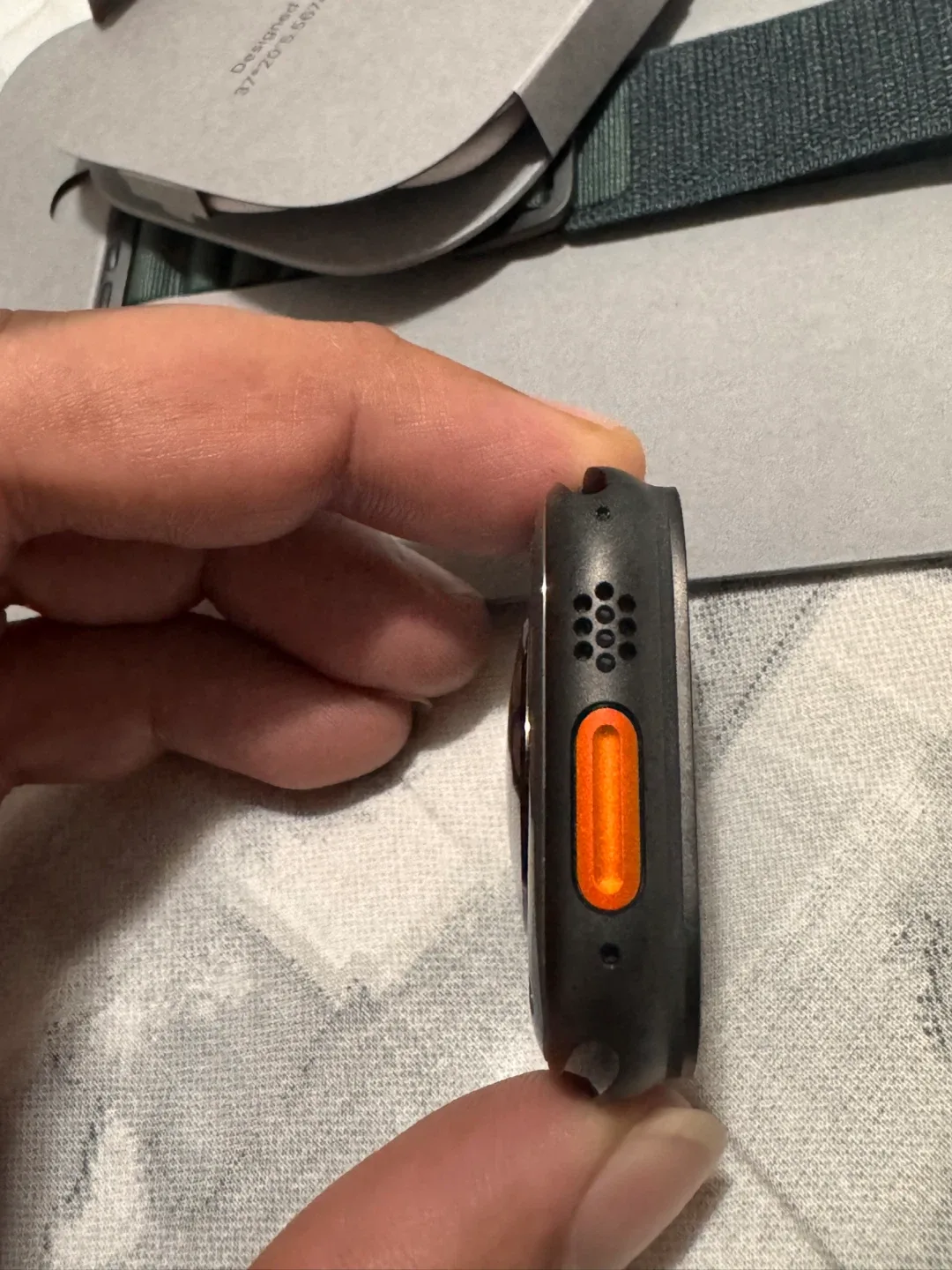 Apple Watch Ultra 49mm GPS + Cellular image indicator(6)