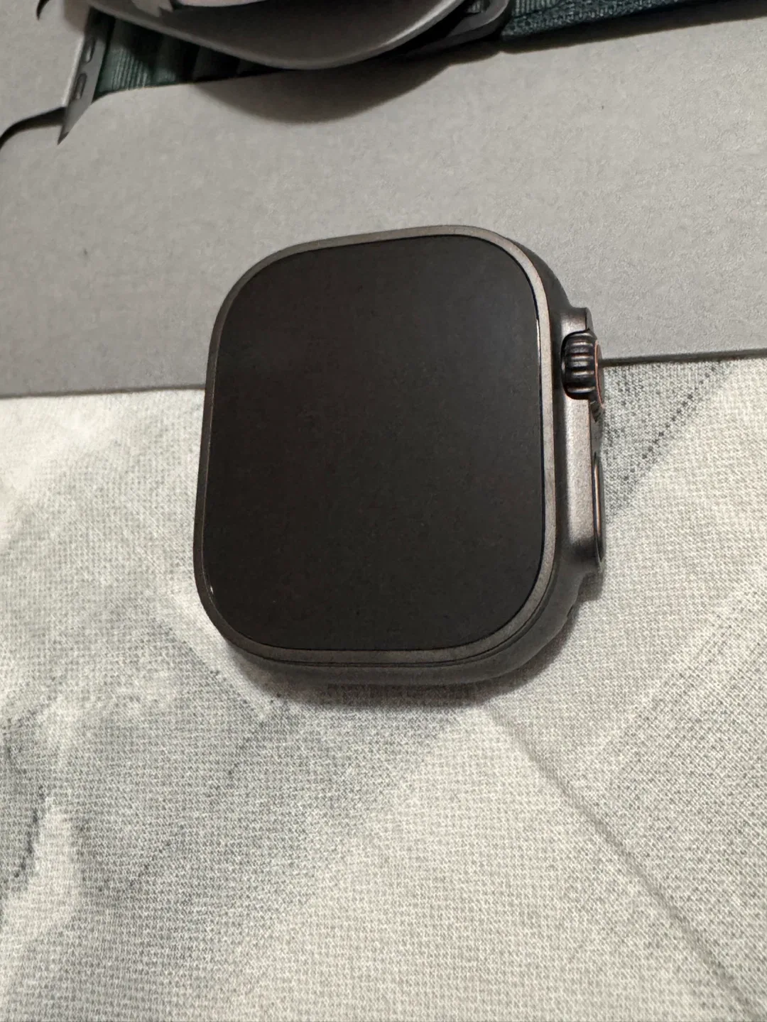 Apple Watch Ultra 49mm GPS + Cellular image indicator(5)