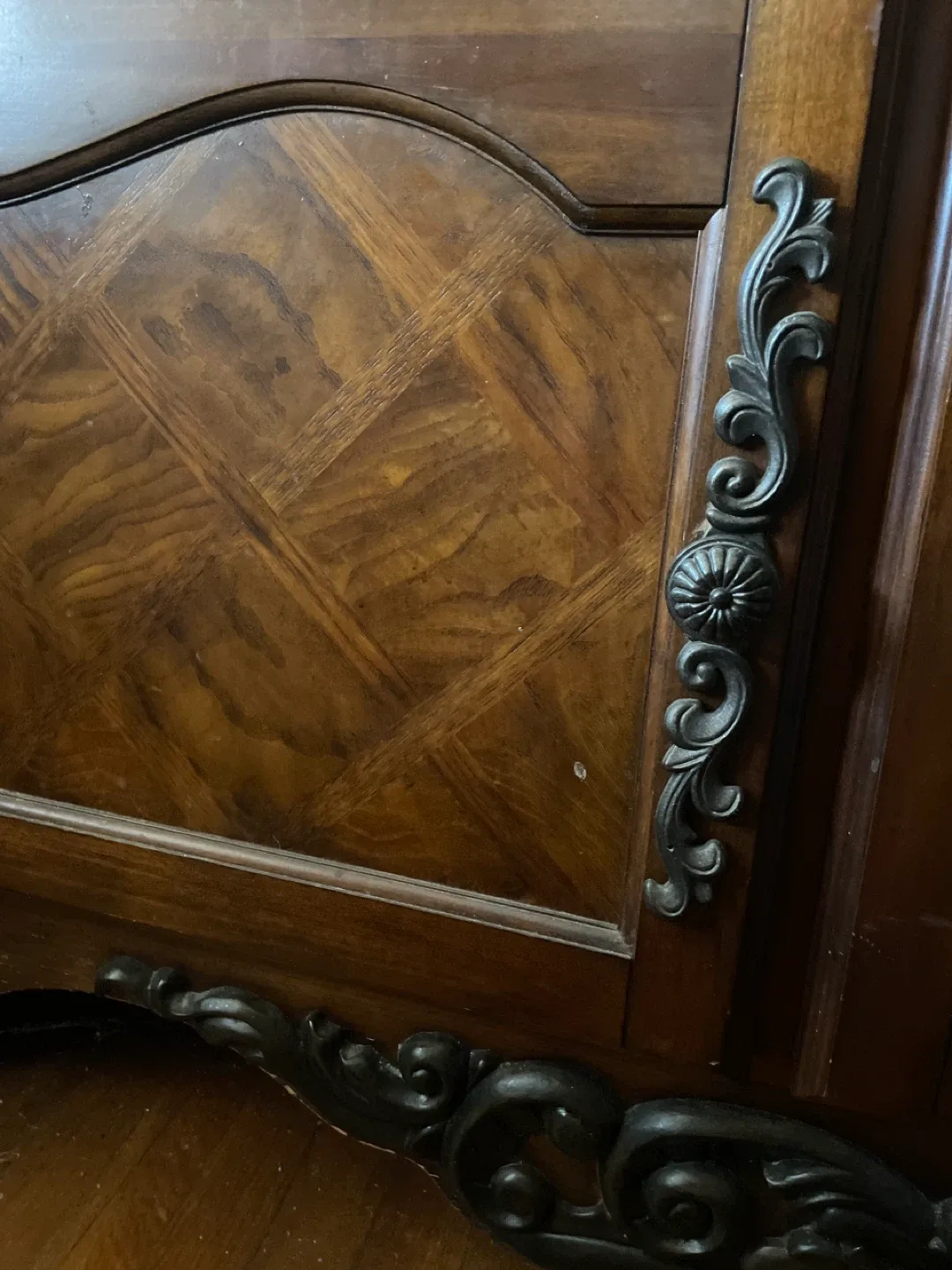 Antique Wood Buffet/Sideboard image indicator(7)
