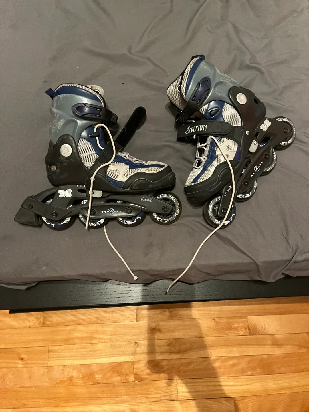 Patin à roues alignées Scorpion, taille 4 image indicator(3)