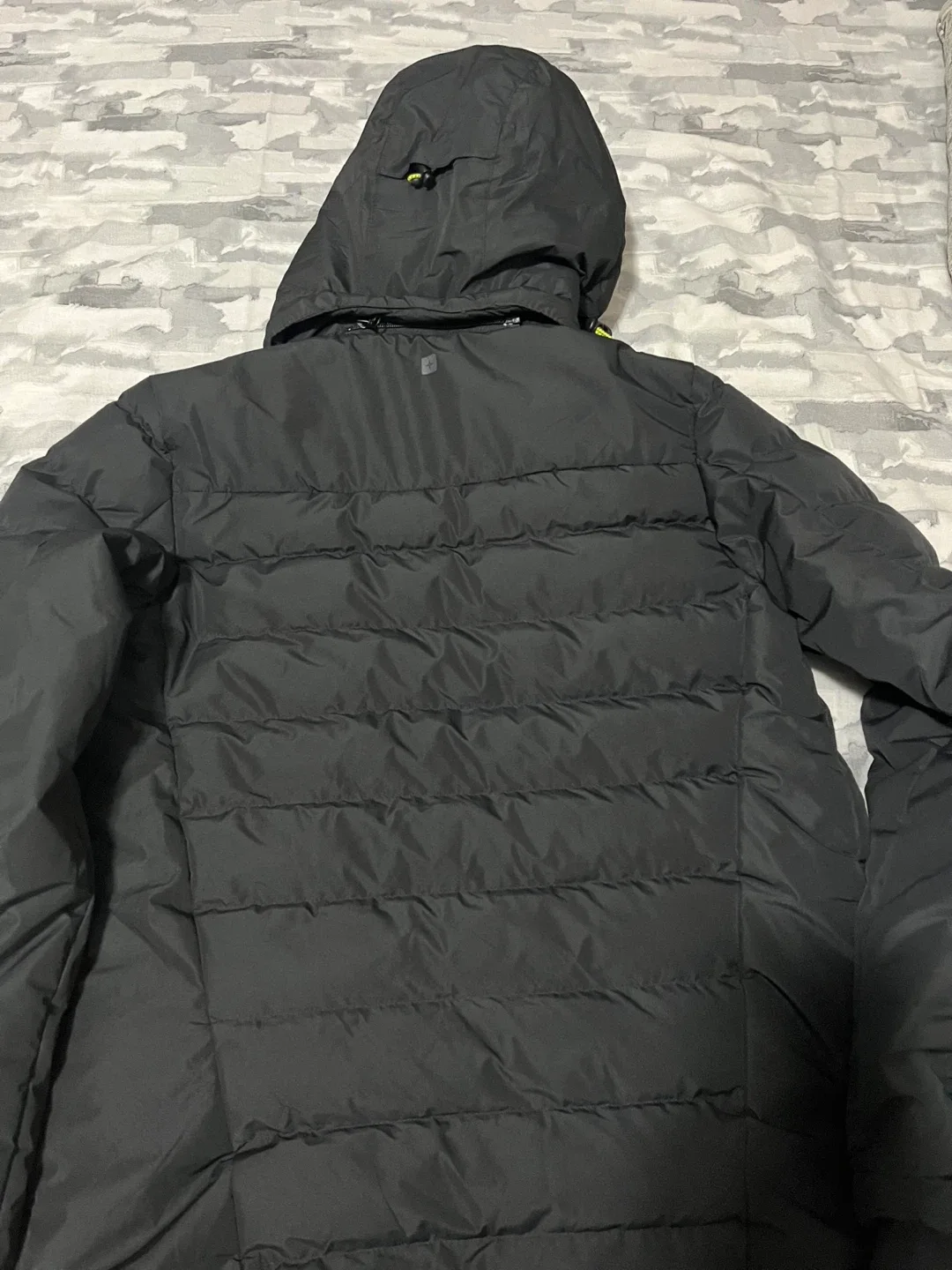 Mountain Warehouse Black Puffer Jacket XS image indicator(4)
