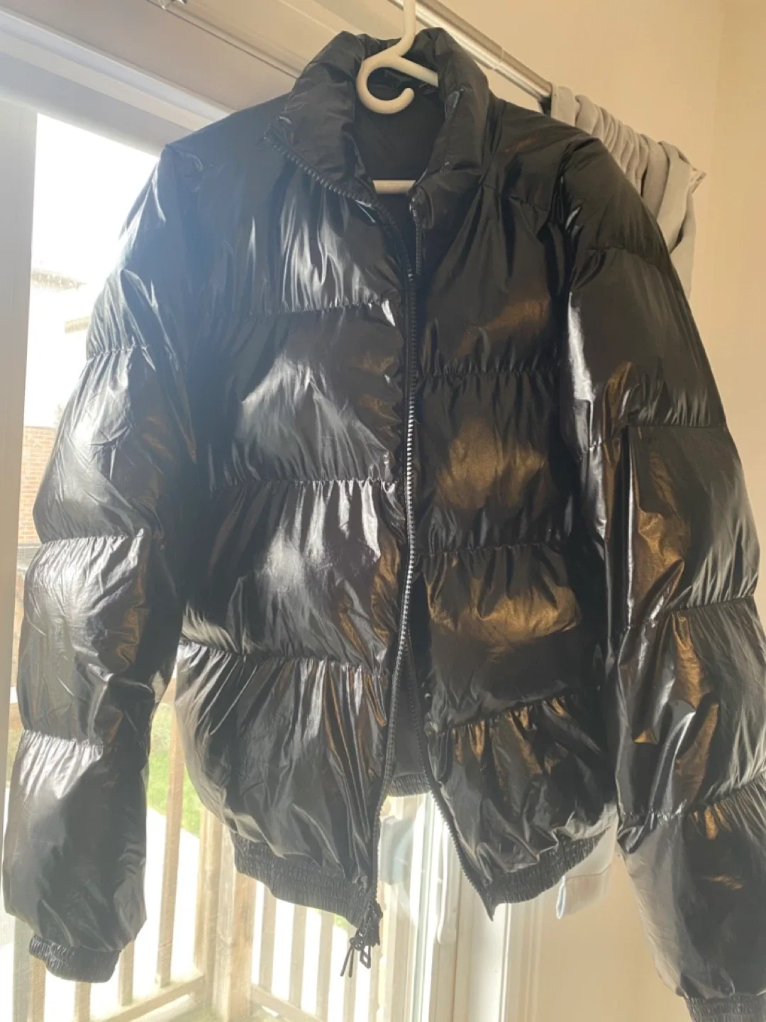 LCKR Black Puffer Jacket - Size L image indicator(3)