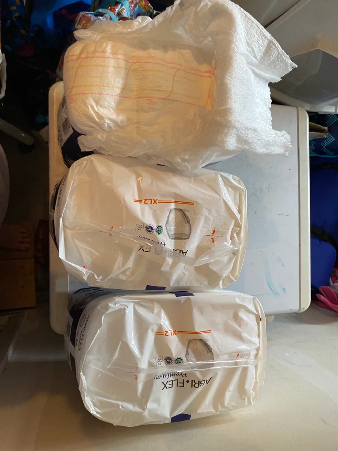 Abri-Flex Premium XL2 Adult Diapers image indicator(4)