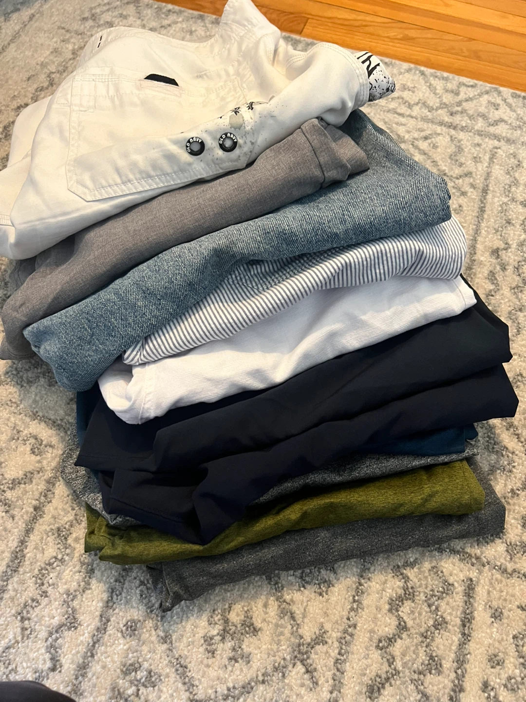 Men's Assorted Shorts - Various Colours & Styles