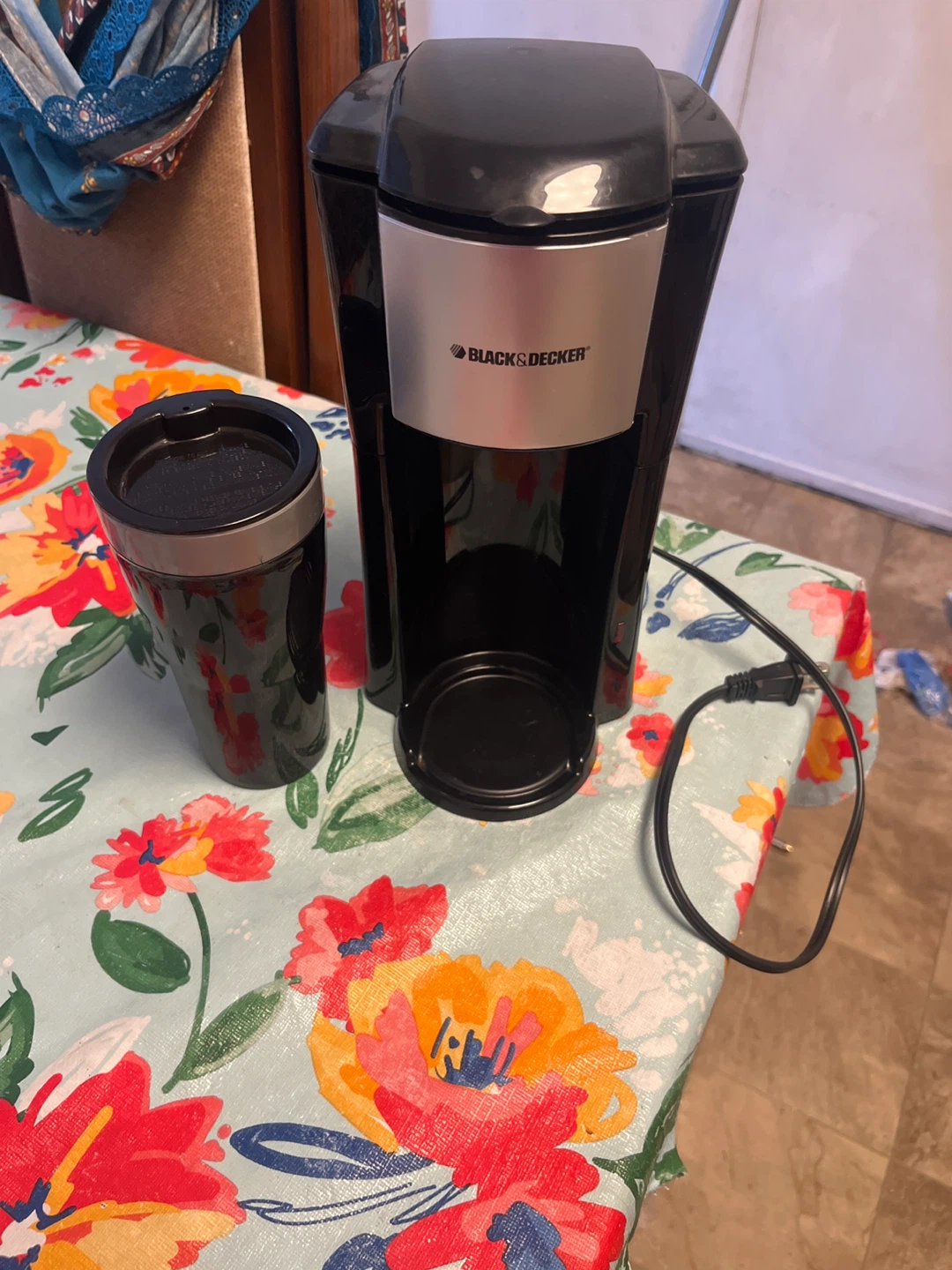 Black & Decker Single Serve Coffee Maker - photo 2