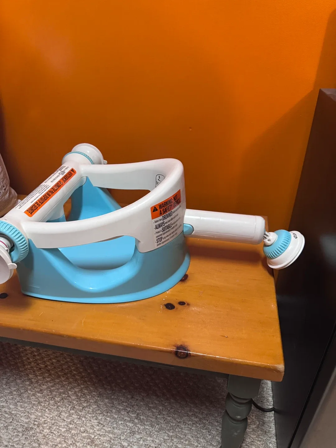 Baby Bath Seat - Blue and White image indicator(2)