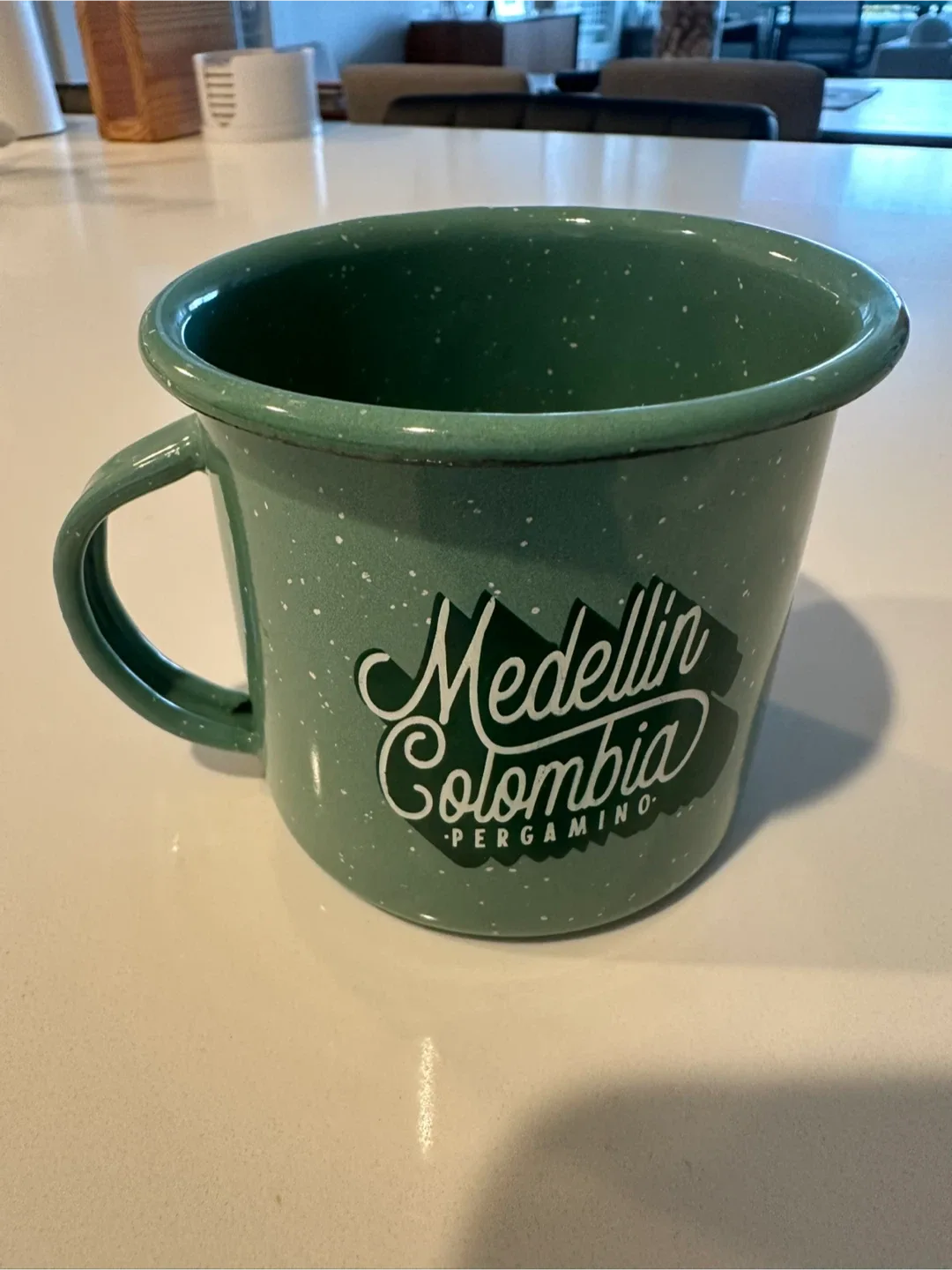 🥕Pergamino Green Enamel Mug thumbnail